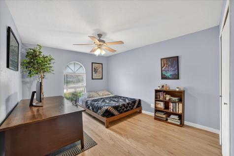 2713 Esquire Lane Garland TX 75044