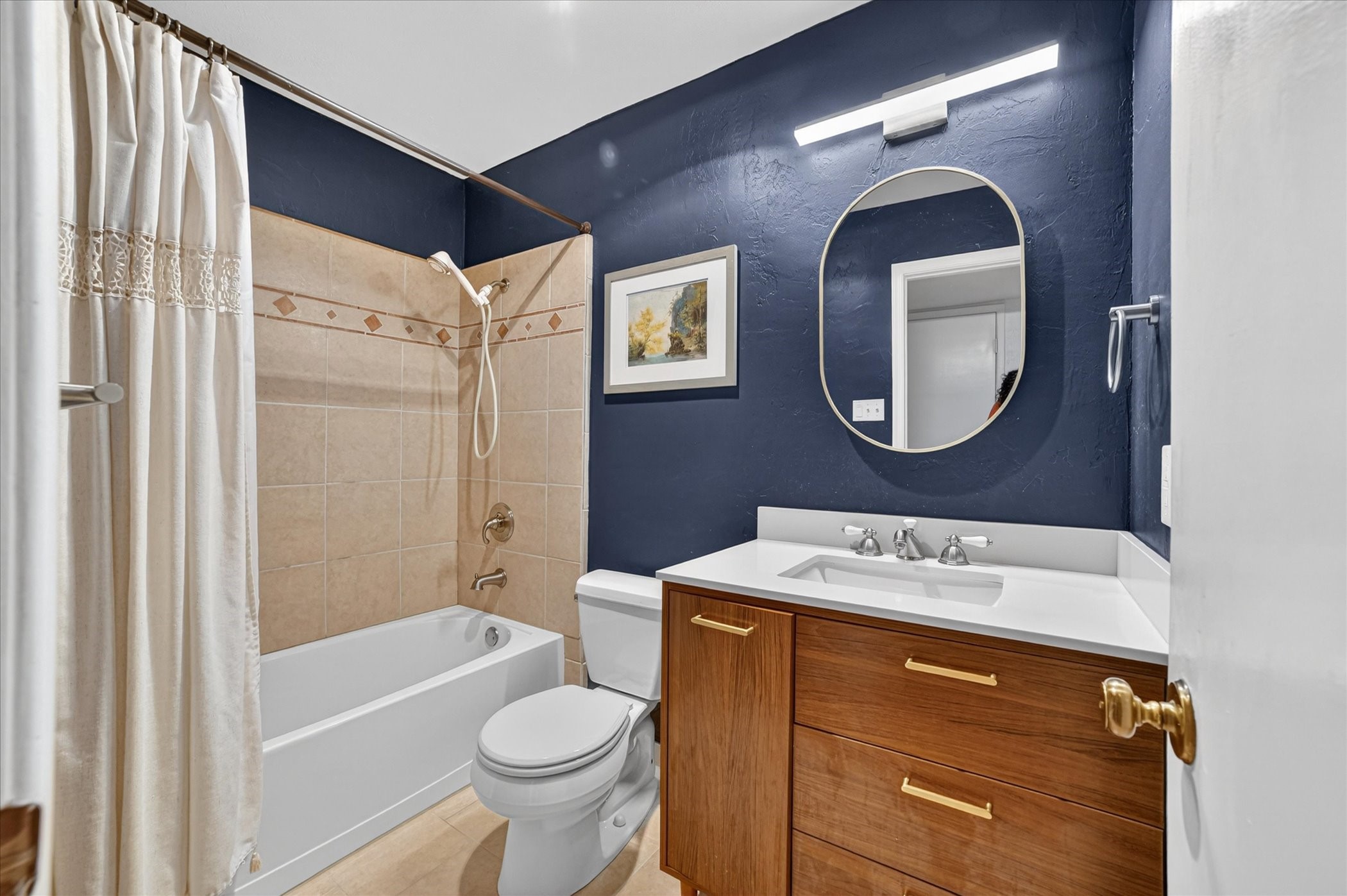 2713 Esquire Lane Garland TX 75044