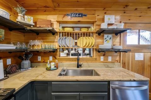 209 Pinyon Broken Bow OK 74728