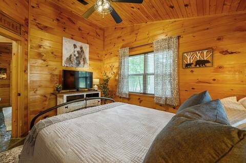 209 Pinyon Broken Bow OK 74728