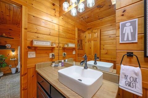 209 Pinyon Broken Bow OK 74728