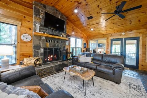 209 Pinyon Broken Bow OK 74728