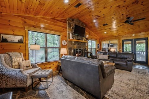 209 Pinyon Broken Bow OK 74728