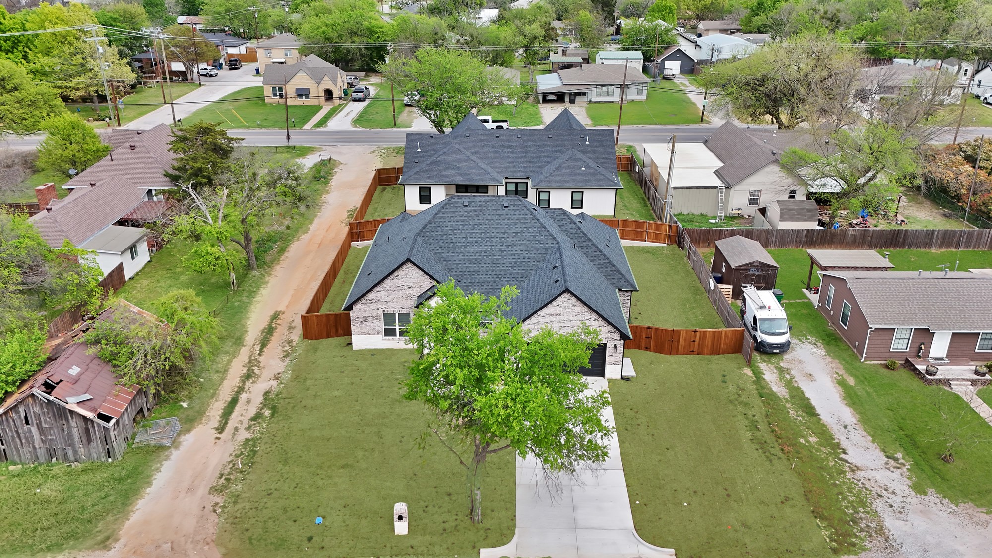 906 N State Street Decatur TX 76234
