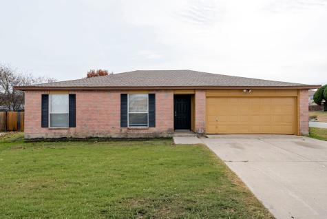 825 Reveille Road Fort Worth TX 76108
