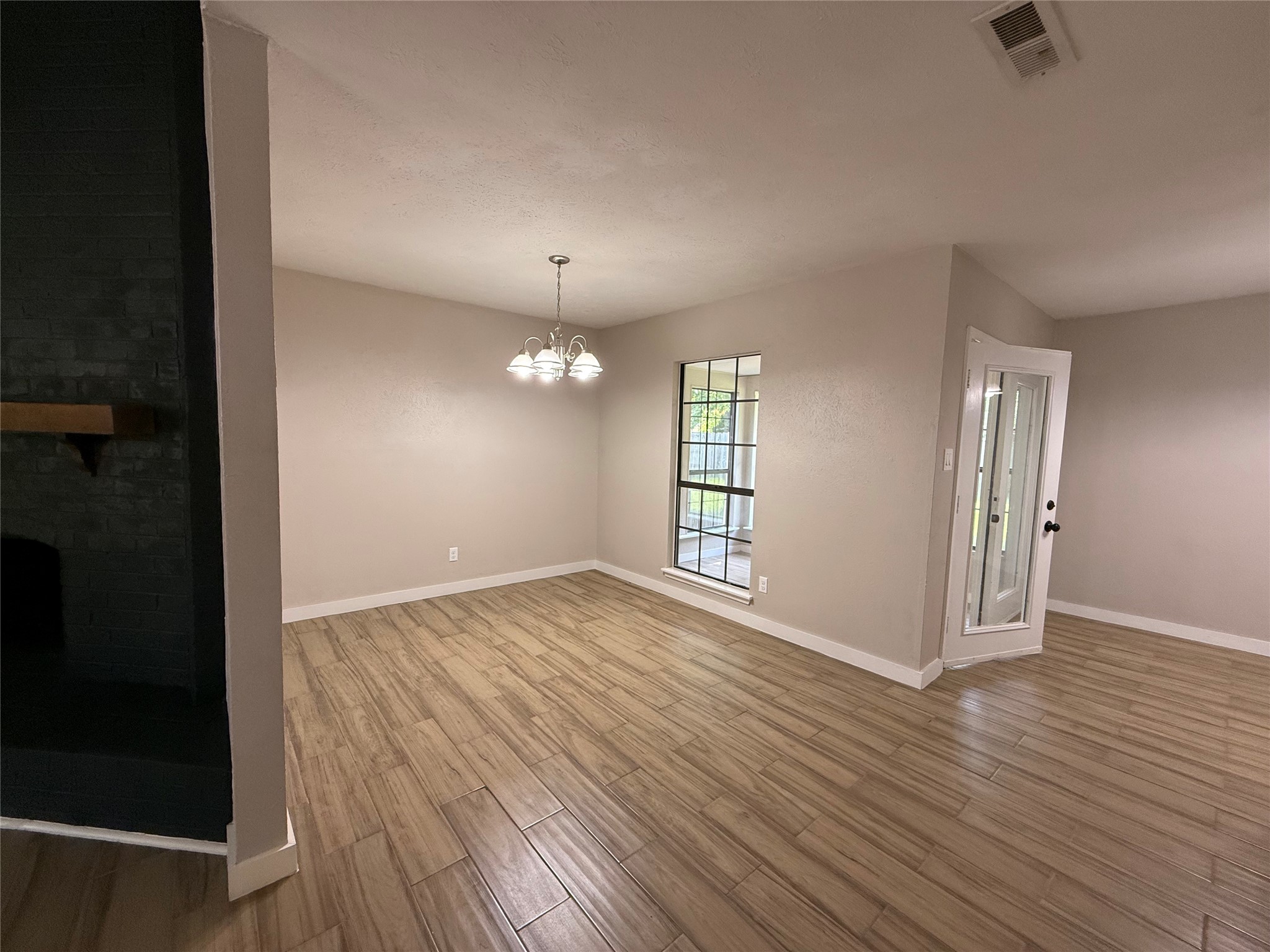 817 Camino Court Grand Prairie TX 75052
