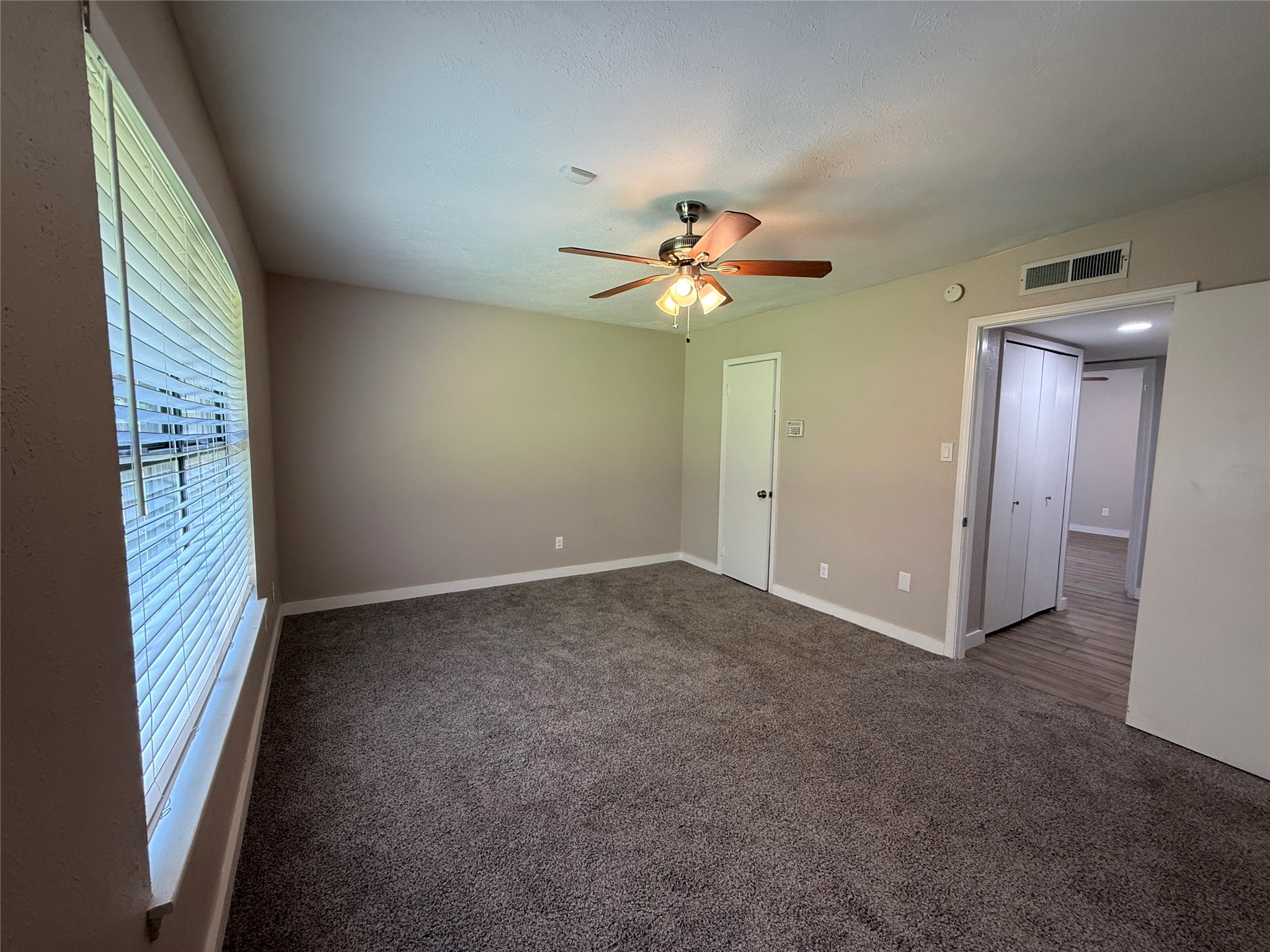 817 Camino Court Grand Prairie TX 75052