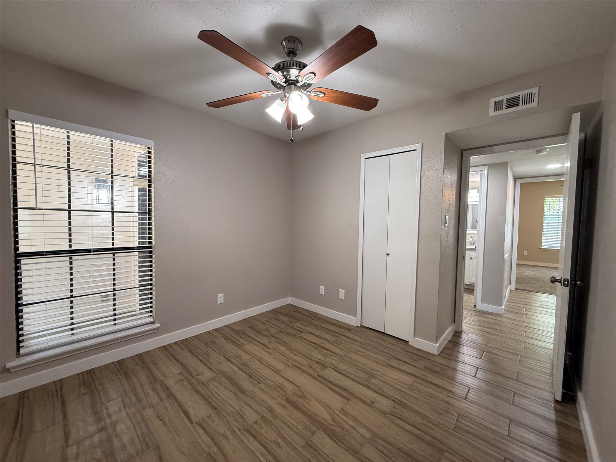 817 Camino Court Grand Prairie TX 75052