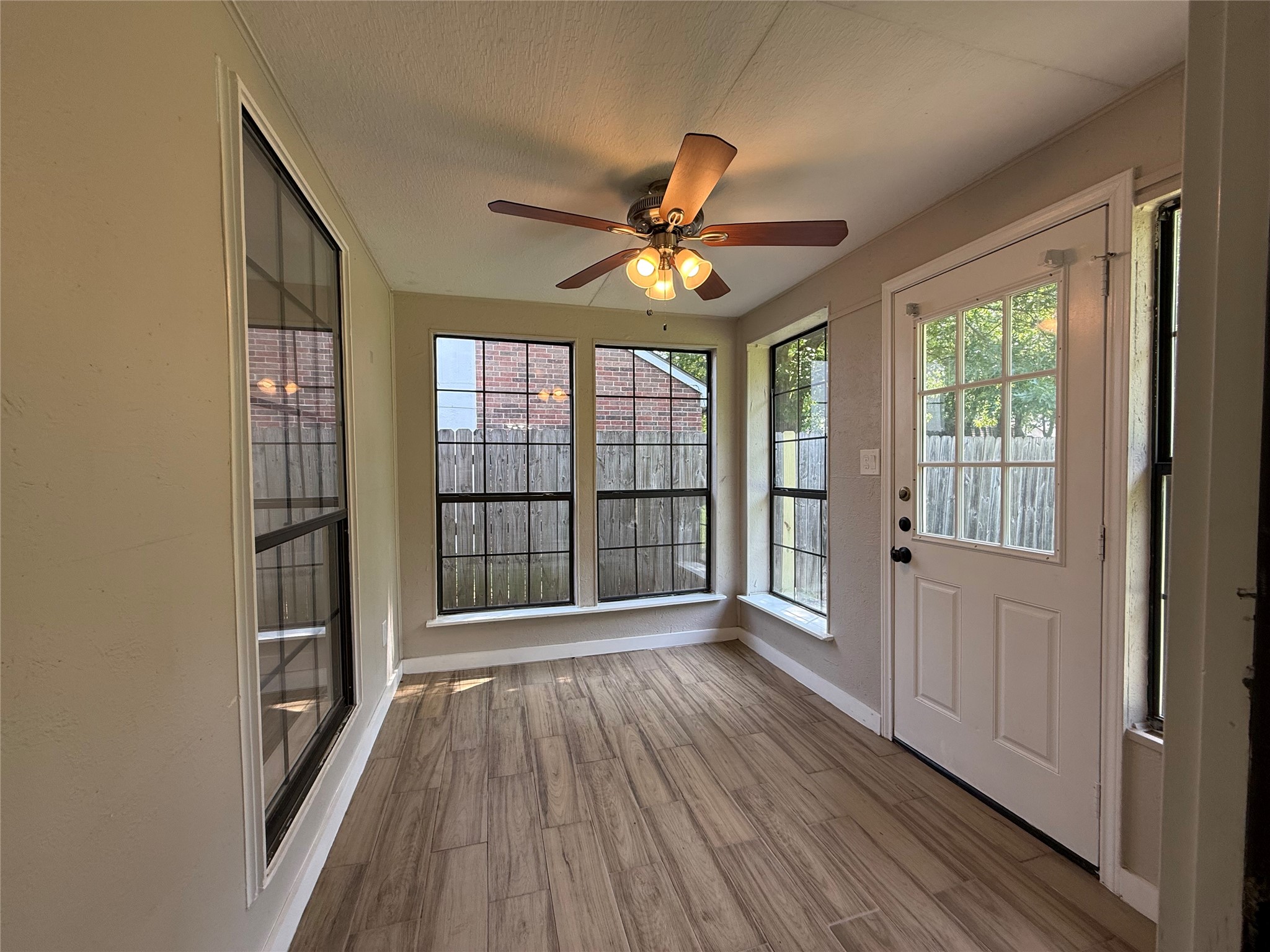 817 Camino Court Grand Prairie TX 75052