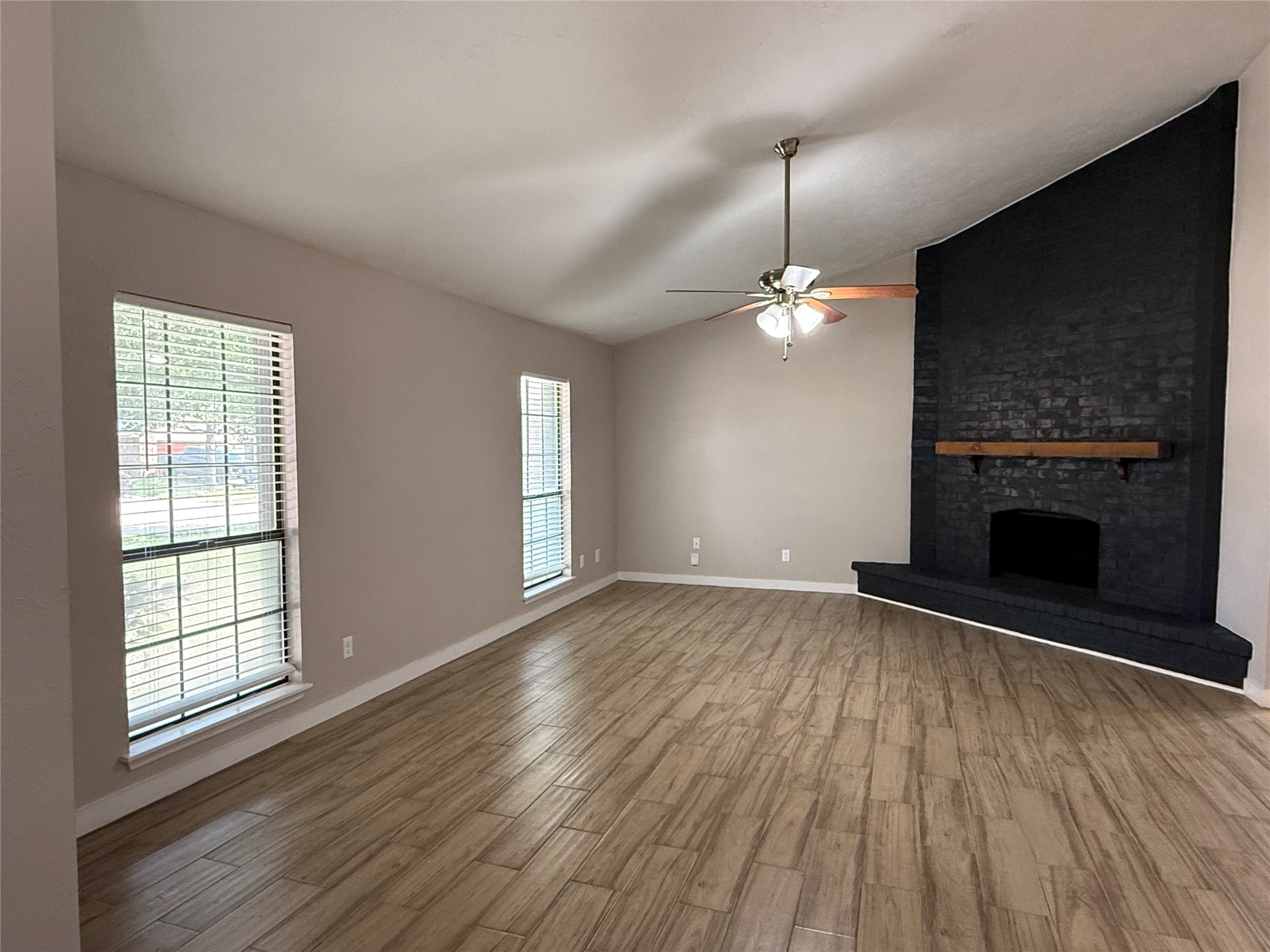 817 Camino Court Grand Prairie TX 75052