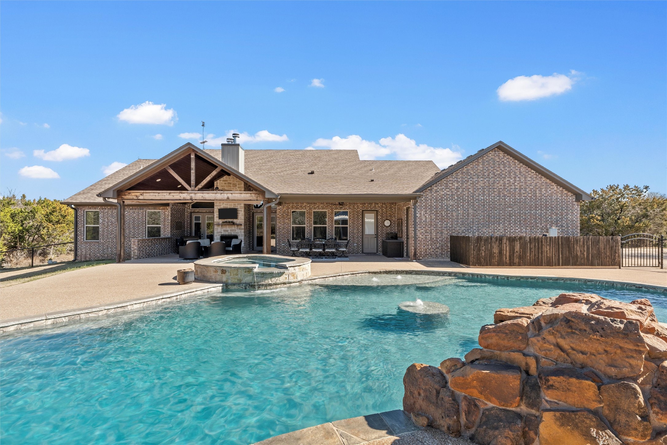 18503 Wortham Bend Road China Spring TX 76633