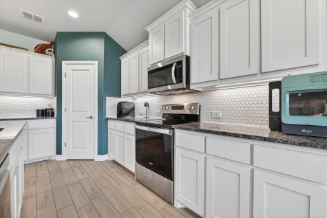 305 Sadie Lane Burleson TX 76028