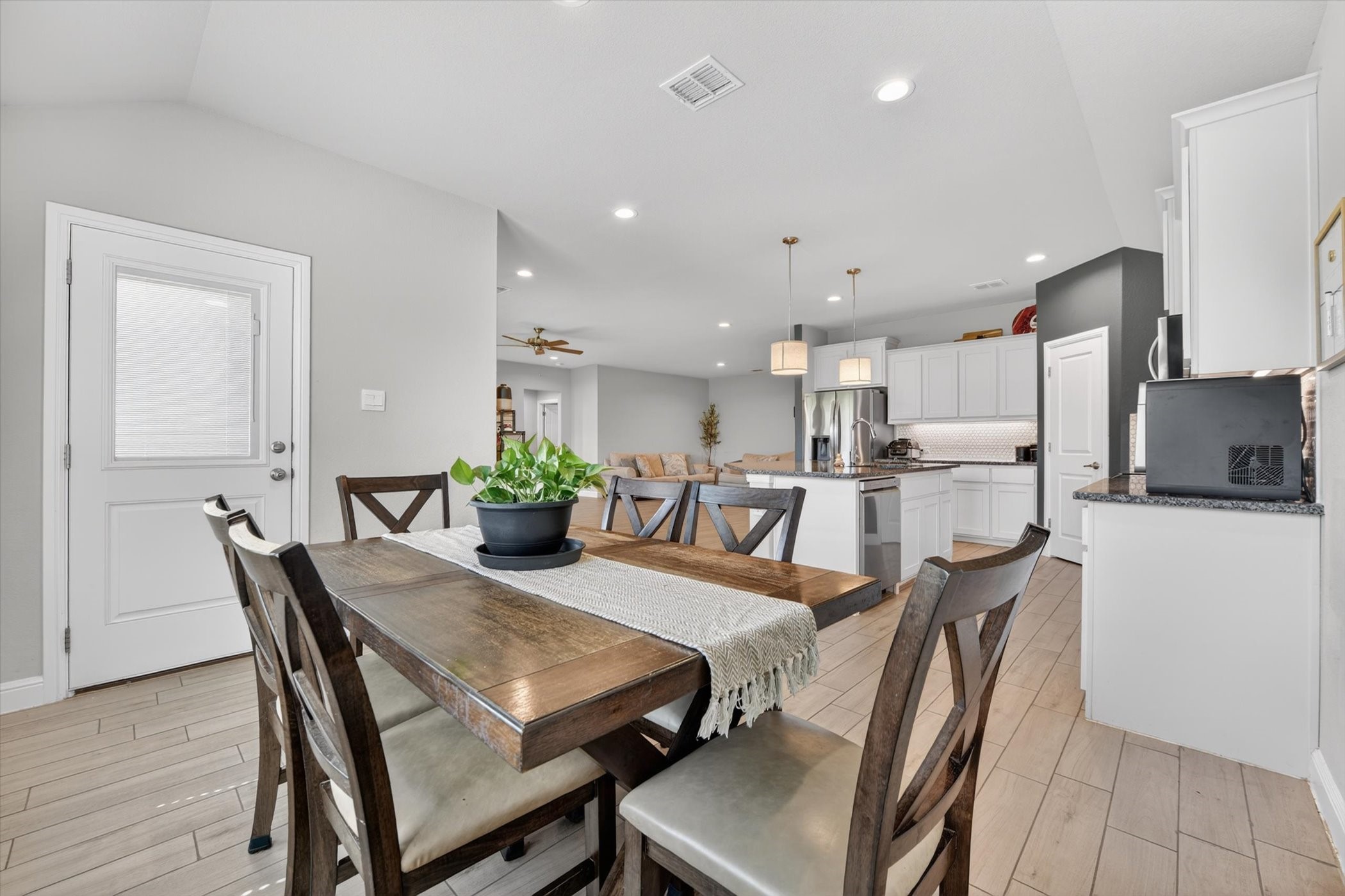 305 Sadie Lane Burleson TX 76028
