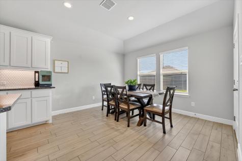 305 Sadie Lane Burleson TX 76028