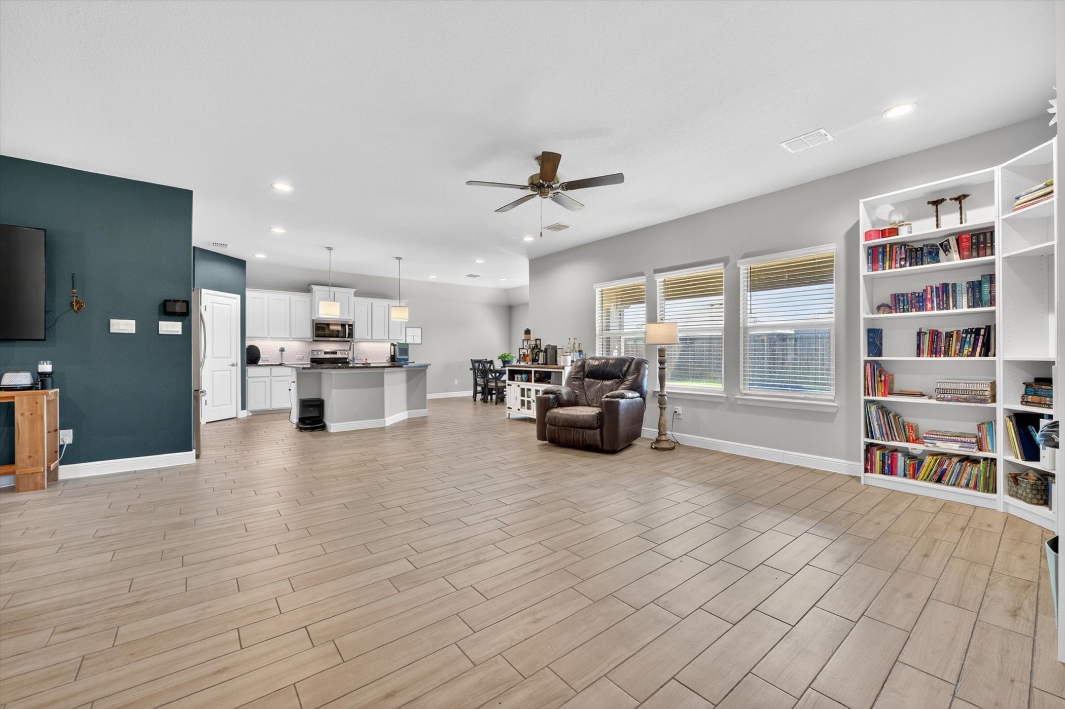 305 Sadie Lane Burleson TX 76028