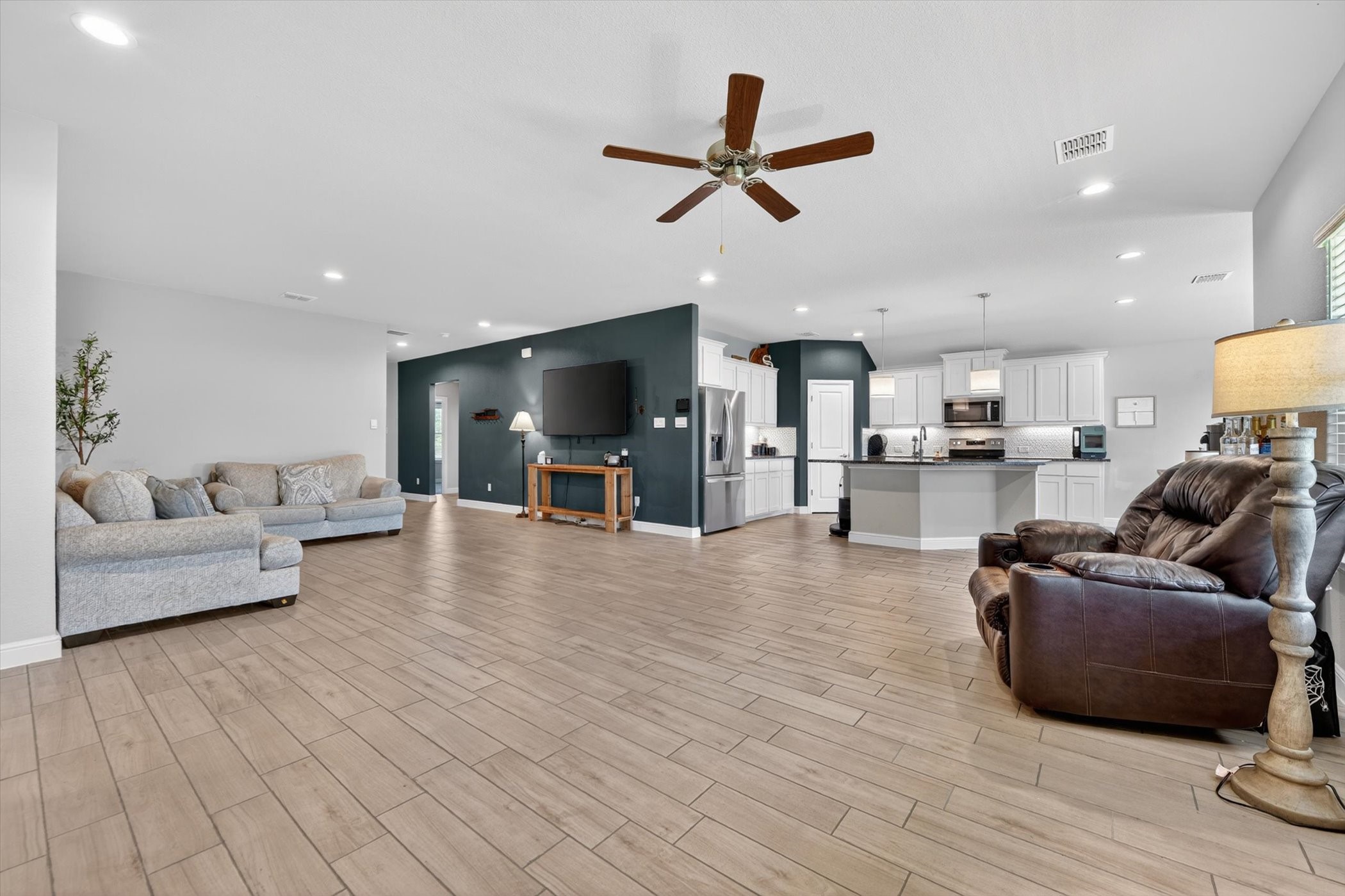 305 Sadie Lane Burleson TX 76028