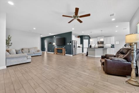 305 Sadie Lane Burleson TX 76028