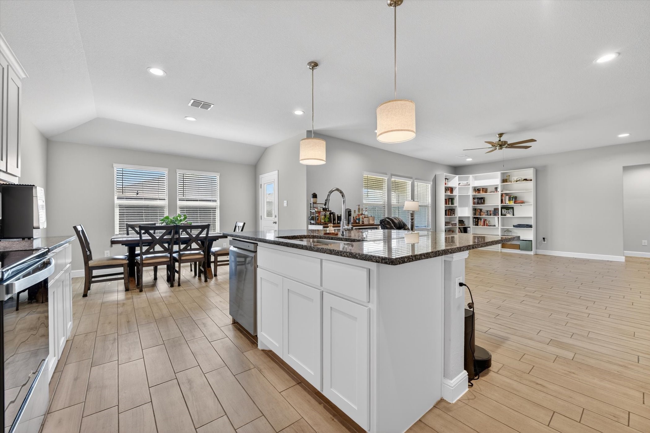 305 Sadie Lane Burleson TX 76028