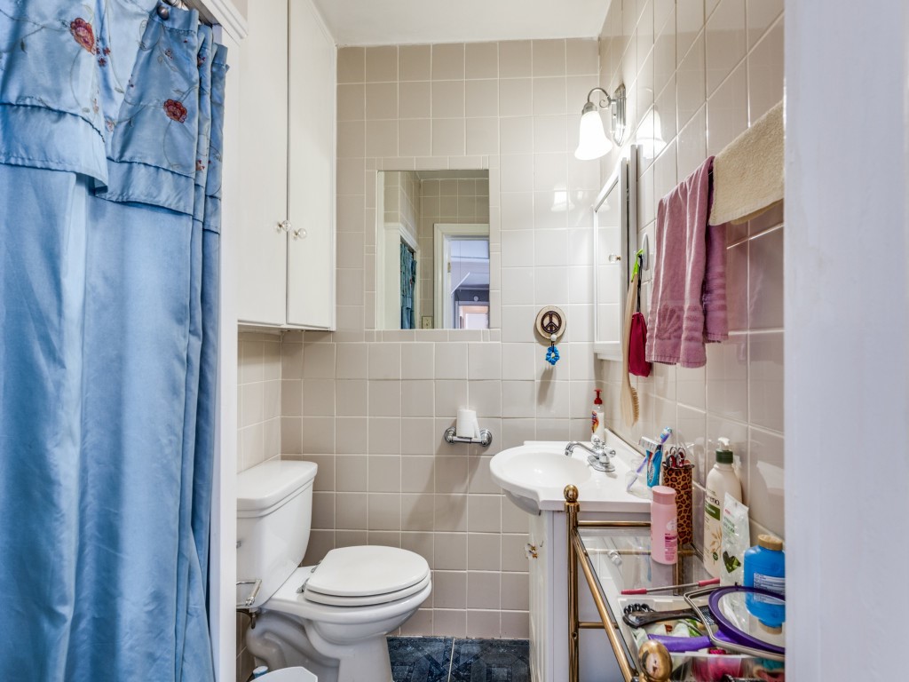 1122 Bonnie Brae Avenue Fort Worth TX 76111