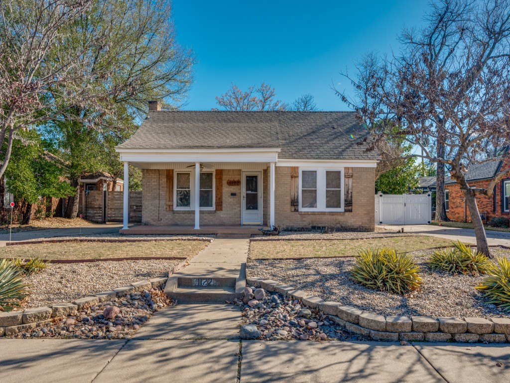 1122 Bonnie Brae Avenue Fort Worth TX 76111