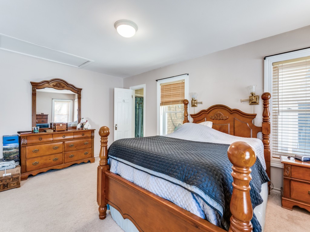 1122 Bonnie Brae Avenue Fort Worth TX 76111