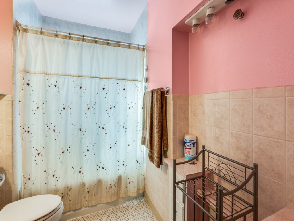 1122 Bonnie Brae Avenue Fort Worth TX 76111