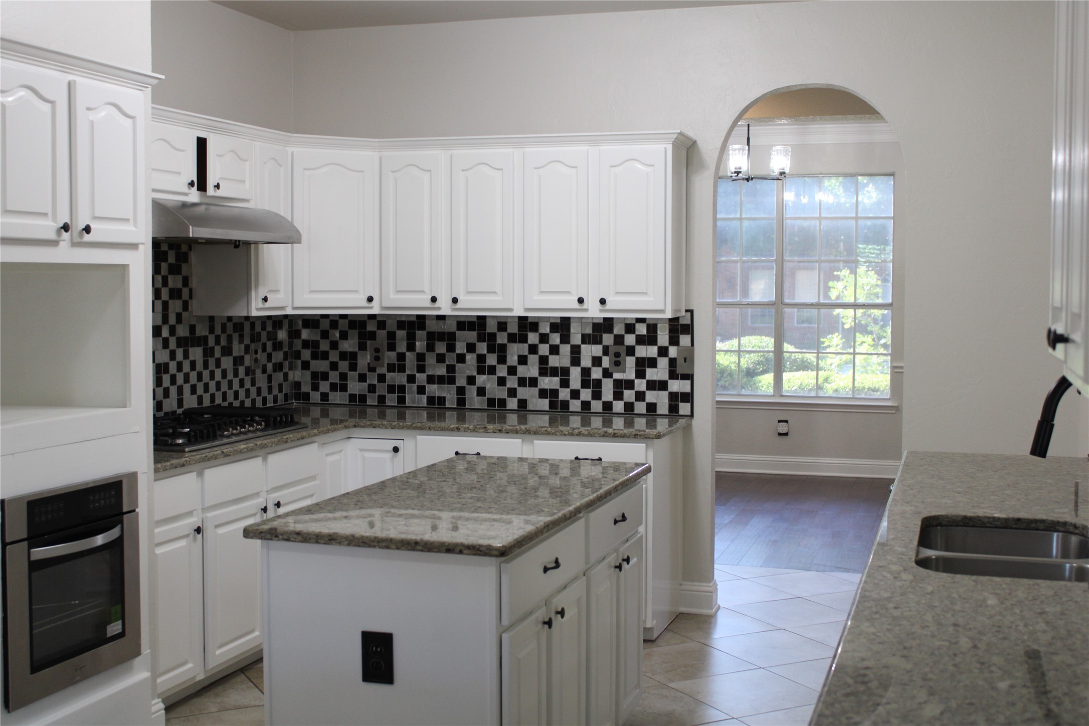 8905 Lakepointe Avenue Rowlett TX 75088