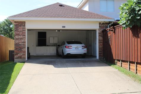 8905 Lakepointe Avenue Rowlett TX 75088