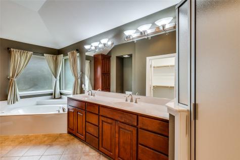 4401 Oak Shores Circle Cross Roads TX 76227