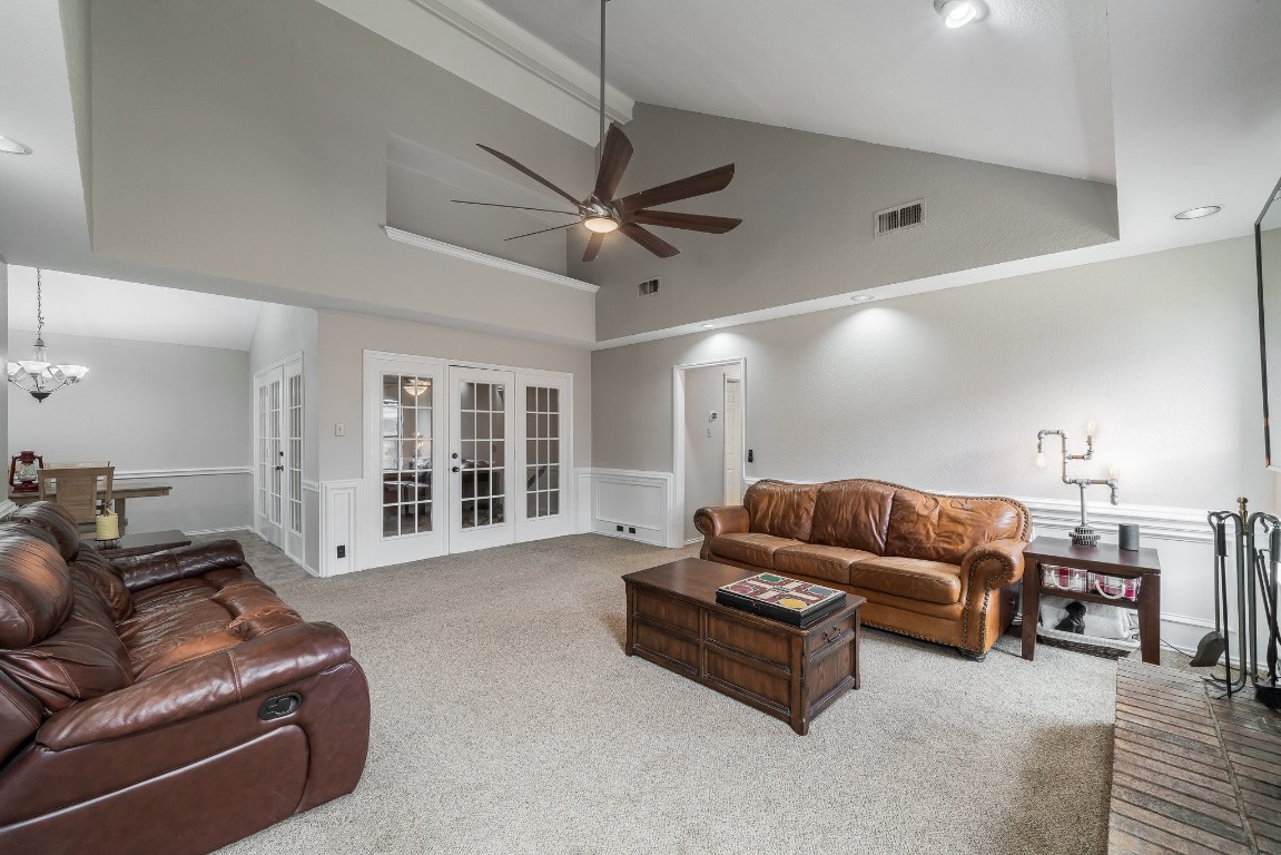 3103 Emerald Street Bedford TX 76021