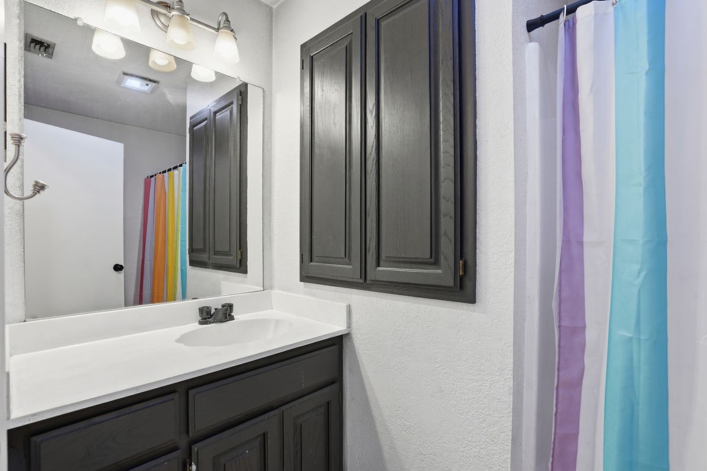 4041 Country Meadows Circle Granbury TX 76049