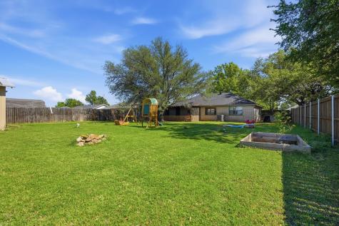 4041 Country Meadows Circle Granbury TX 76049