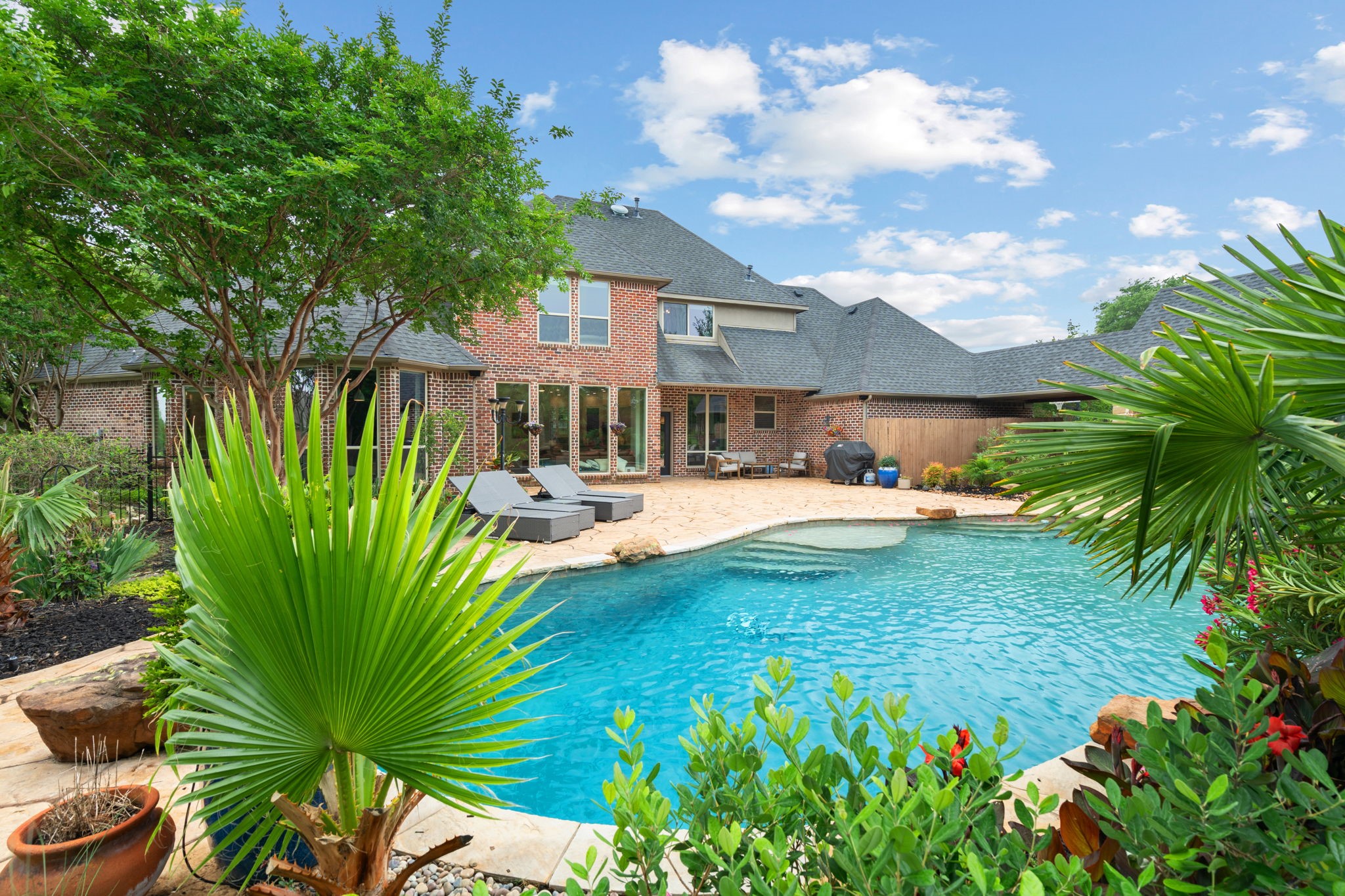 533 Loma Vista Heath TX 75032