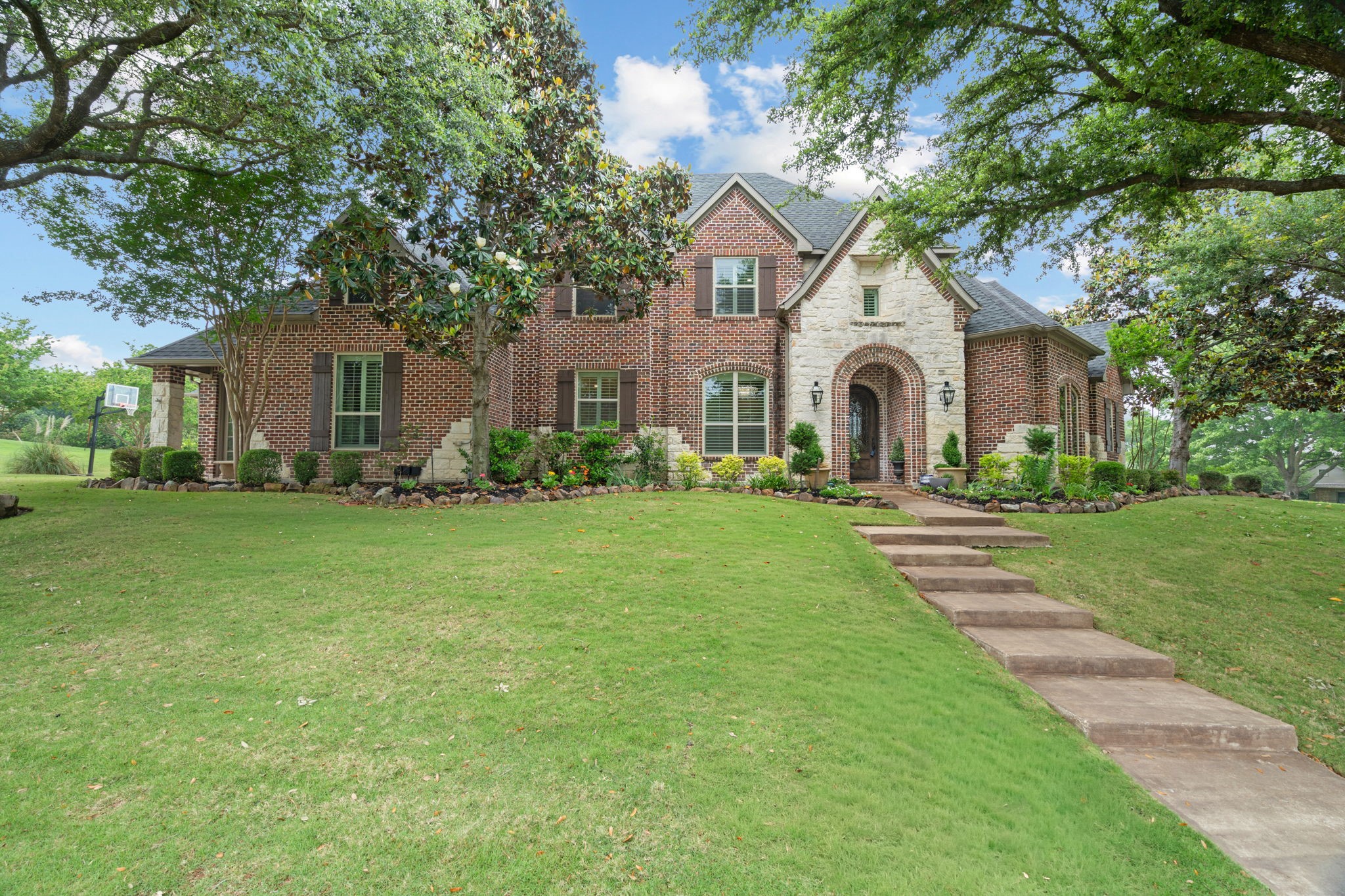 533 Loma Vista Heath TX 75032