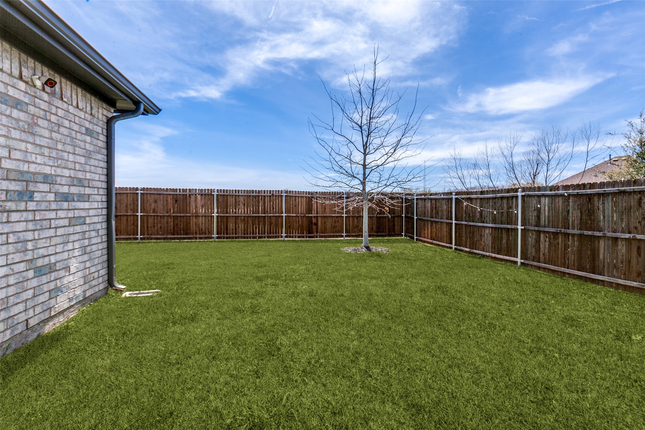 150 Camelia Street Garland TX 75043