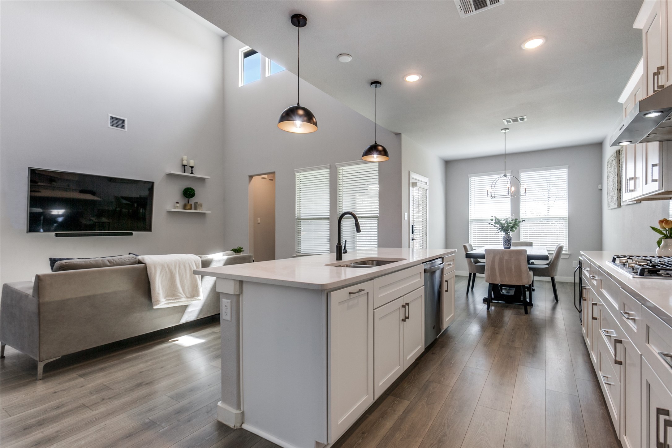 150 Camelia Street Garland TX 75043