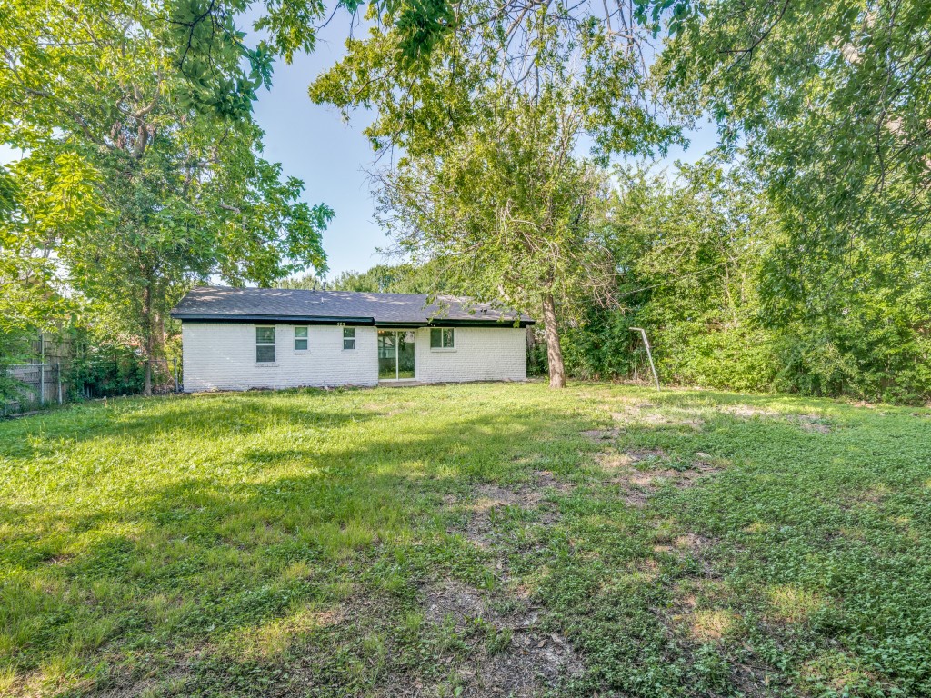 525 Moonlight Drive Garland TX 75040