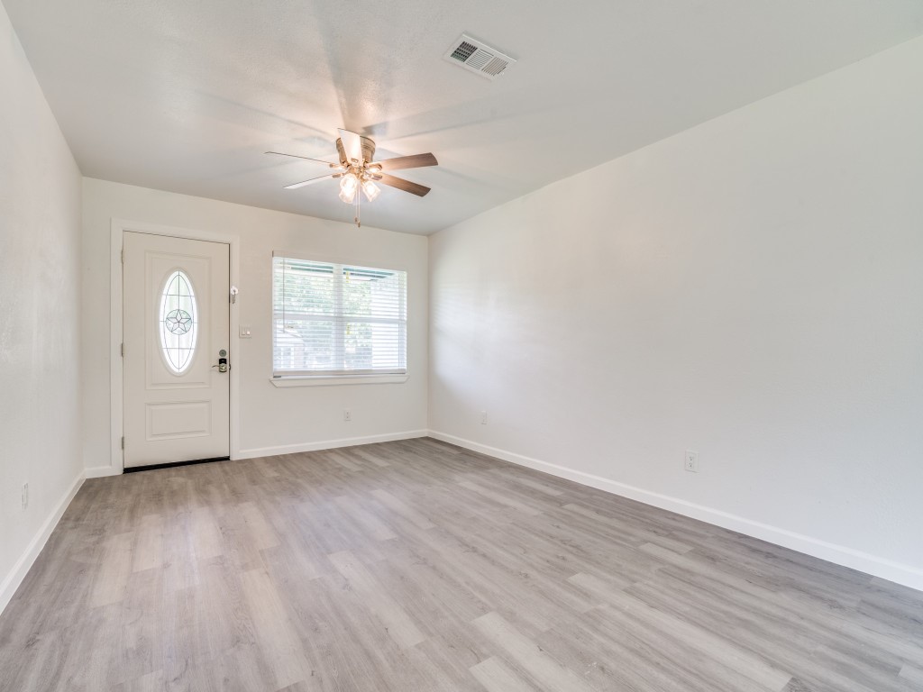 525 Moonlight Drive Garland TX 75040