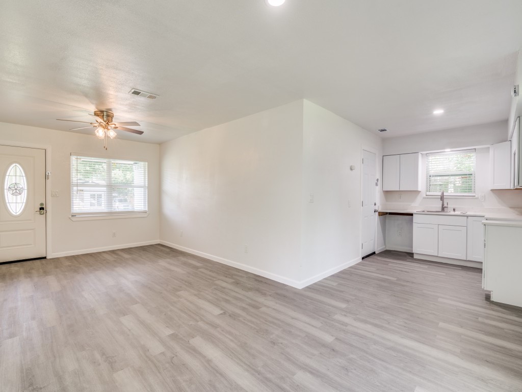 525 Moonlight Drive Garland TX 75040