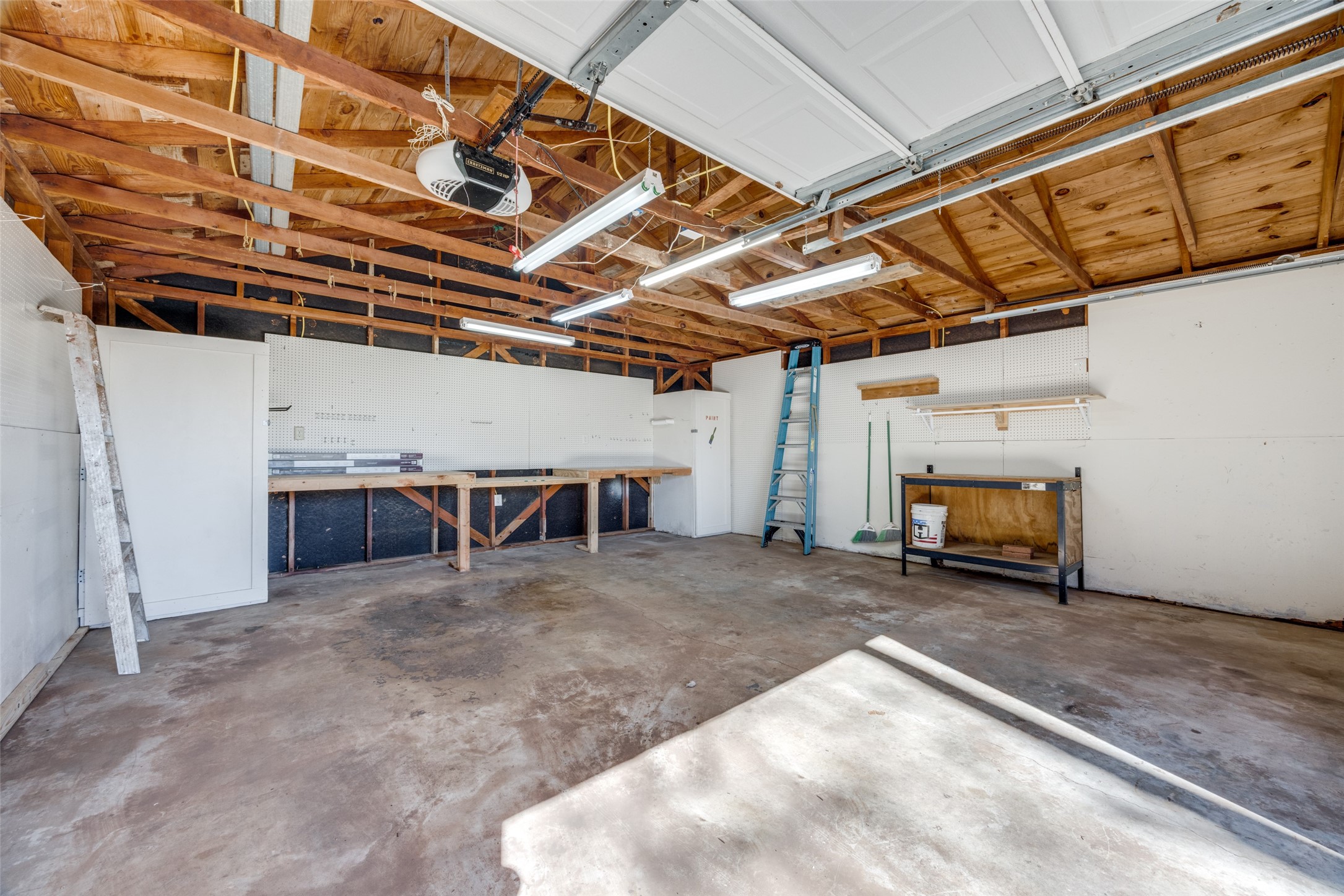 109 Churchill Lane Pottsboro TX 75076