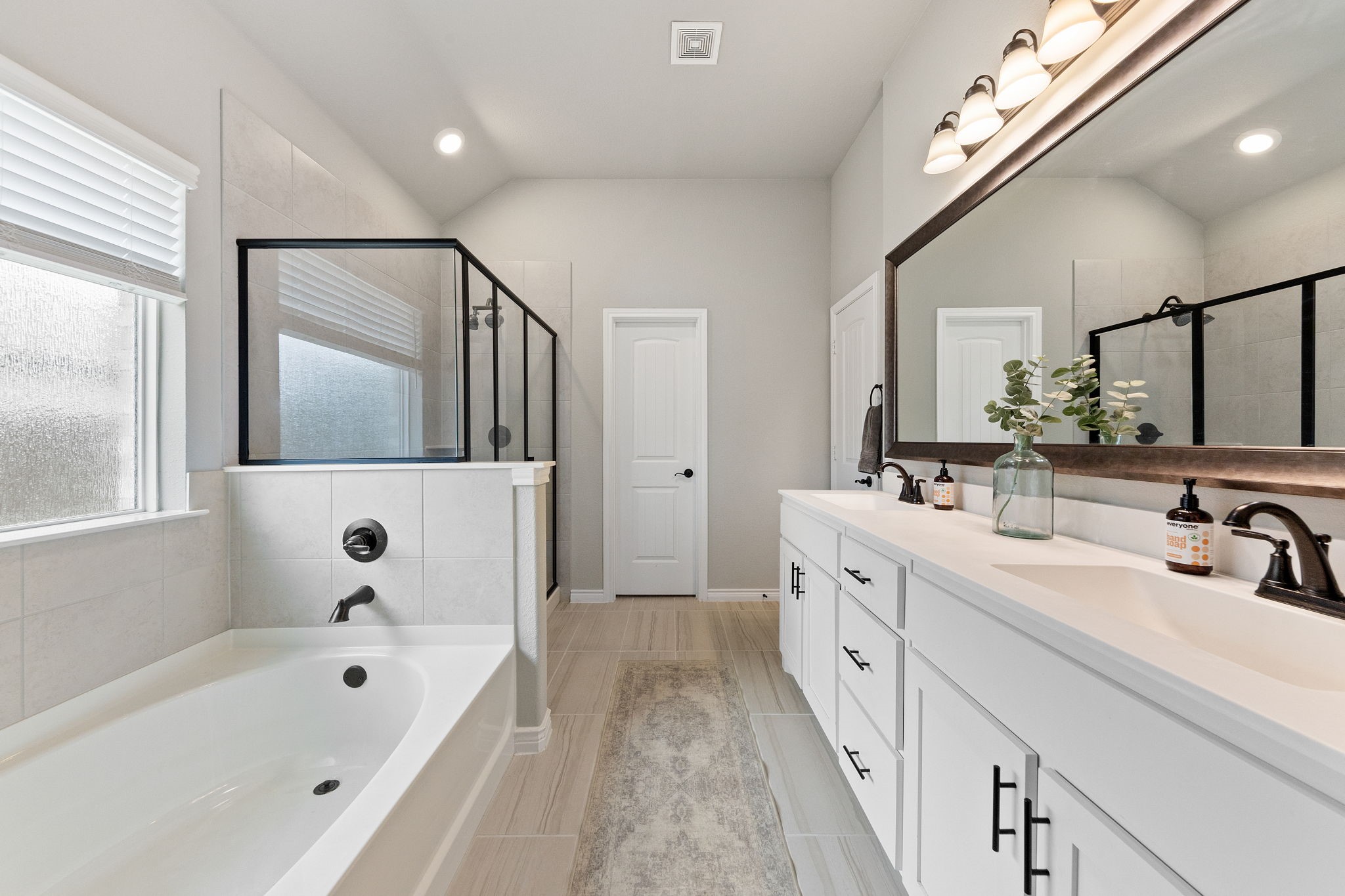 1620 Glade Meadows Drive Burleson TX 76058