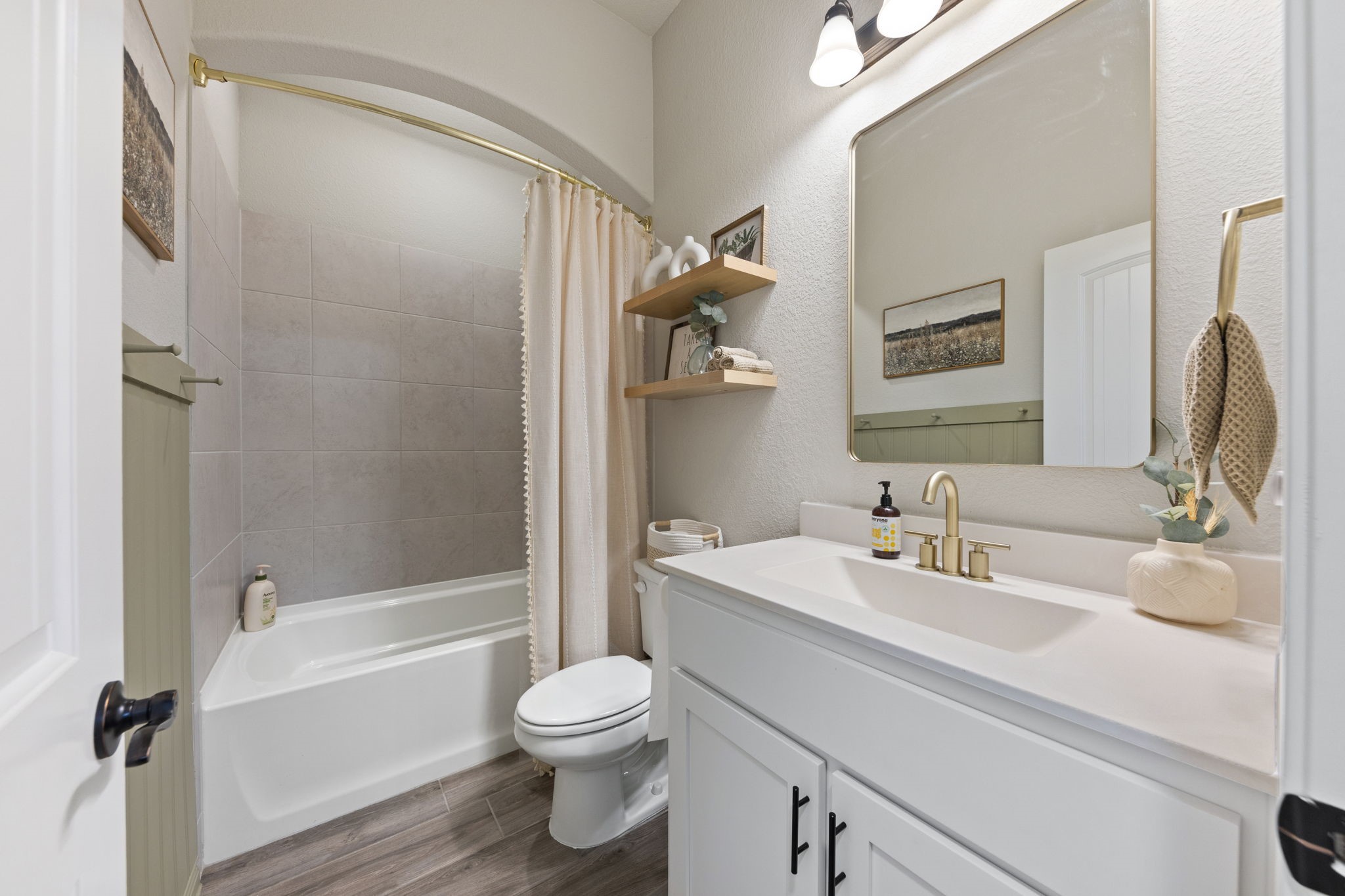 1620 Glade Meadows Drive Burleson TX 76058