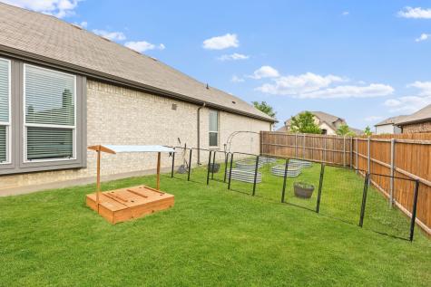 1620 Glade Meadows Drive Burleson TX 76058