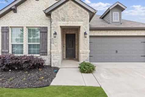 1620 Glade Meadows Drive Burleson TX 76058