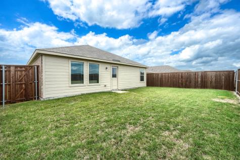 1318 Eldridge Pond Street Forney TX 75126