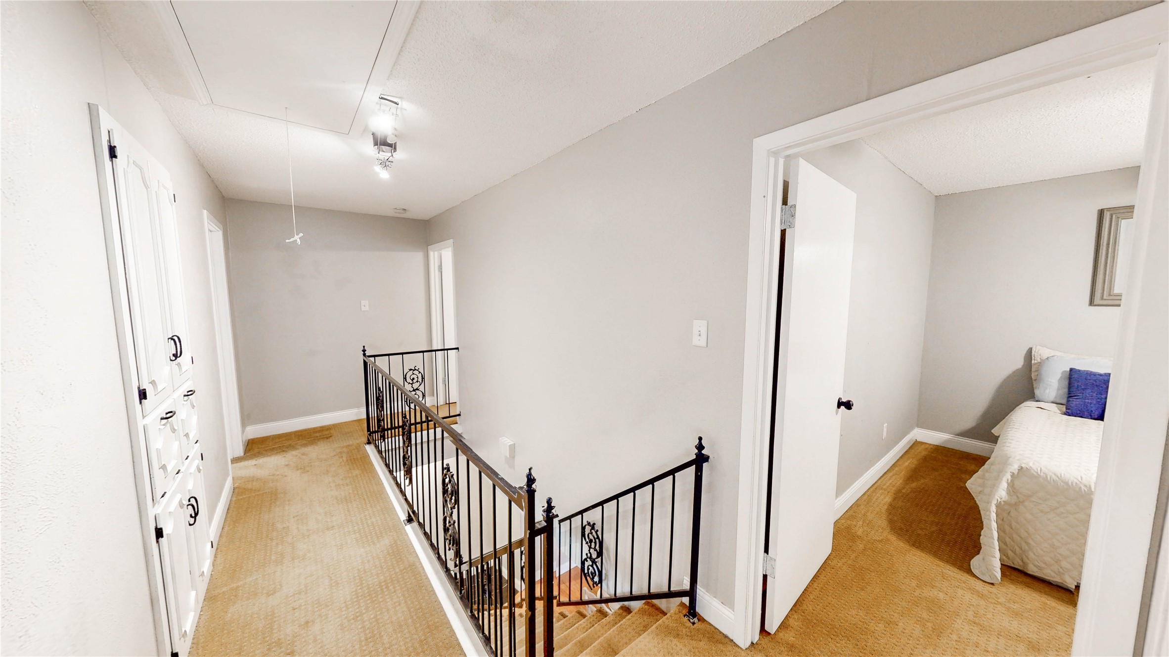 2121 Mountainview Drive Hurst TX 76054