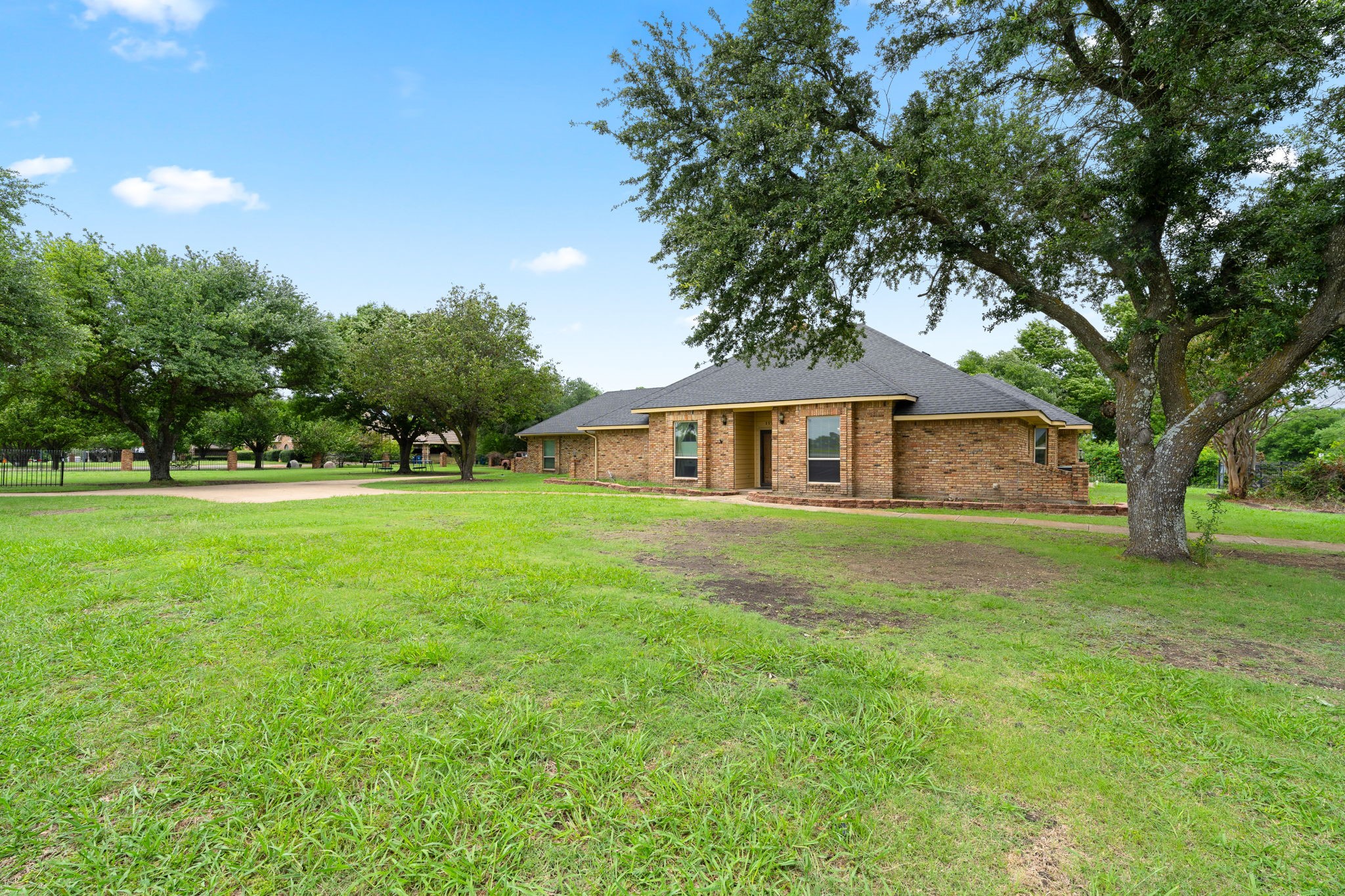 11736 Fm 740 Forney TX 75126