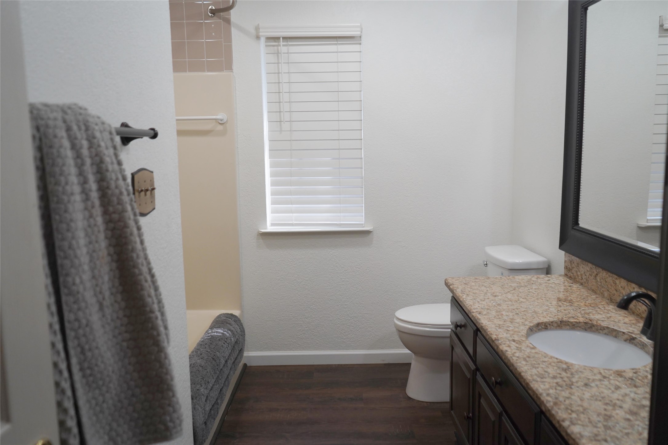 286 W Ridge Street Decatur TX 76234