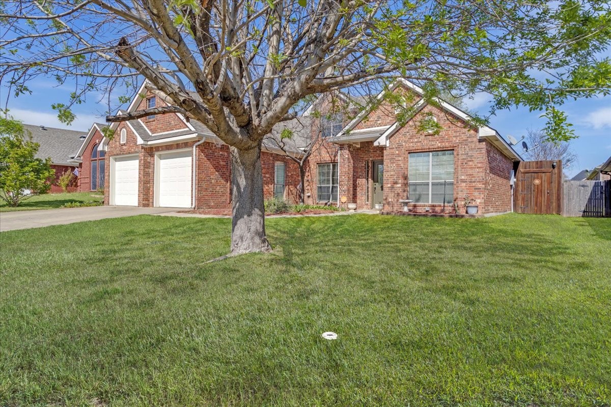 4905 Indio Lane Sherman TX 75092