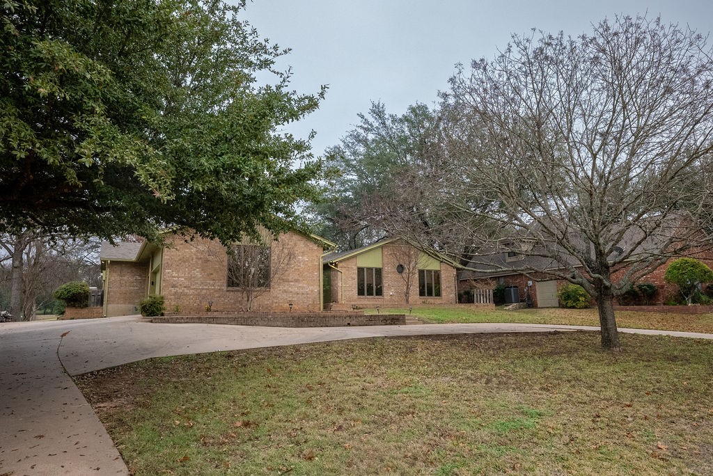 6506 Edgewood Court Granbury TX 76049